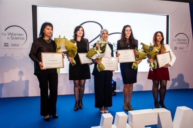 Deux chercheuses tunisiennes remportent la bourse de la fondation de l’Oréal-Unesco