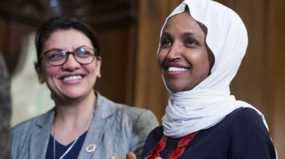 Etats Unis : Deux femmes musulmanes réélues au Congrès américain