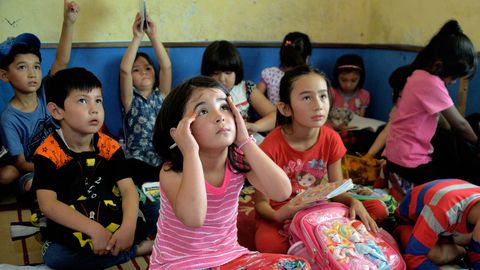 Éducation : deux jeunes réfugiés sur trois pourraient ne jamais atteindre l’école secondaire (HCR)