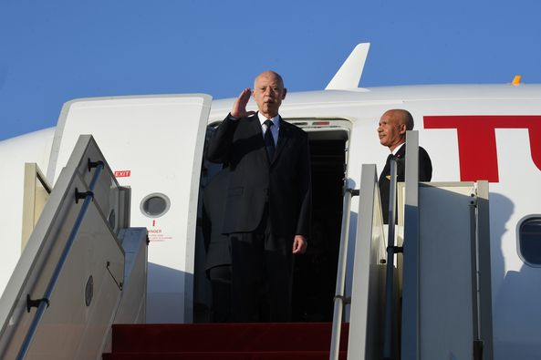 Départ du président Kaïs Saïed en direction de l’Algérie
