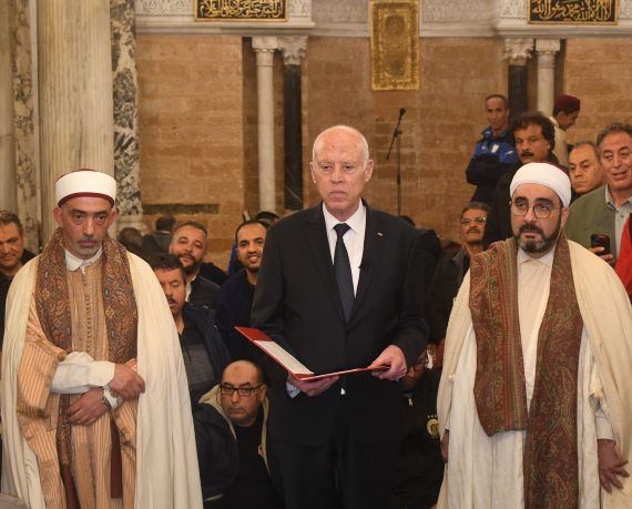 Ramadan: Saied félicite les Tunisiens depuis la Mosquée Ezzitouna