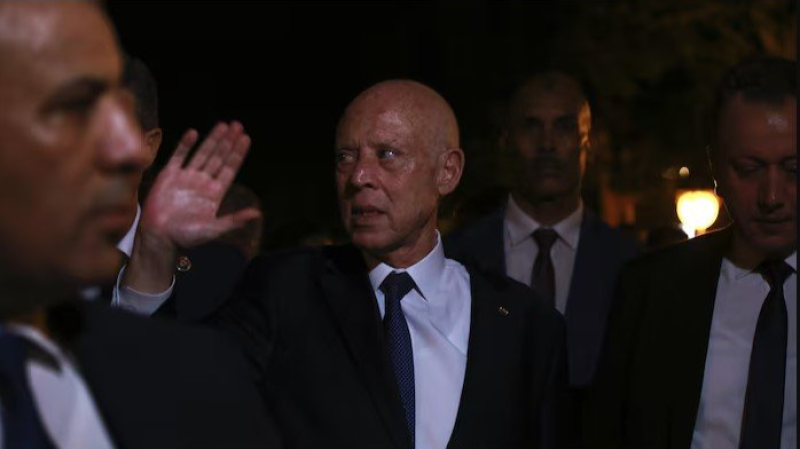 Saied en visite nocturne à la Goulette
