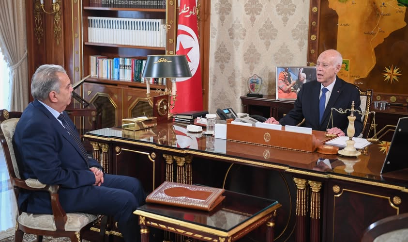 Saied pointe du doigt les maisons de jeunes devenues des foyers de corruption et de consommation de drogues