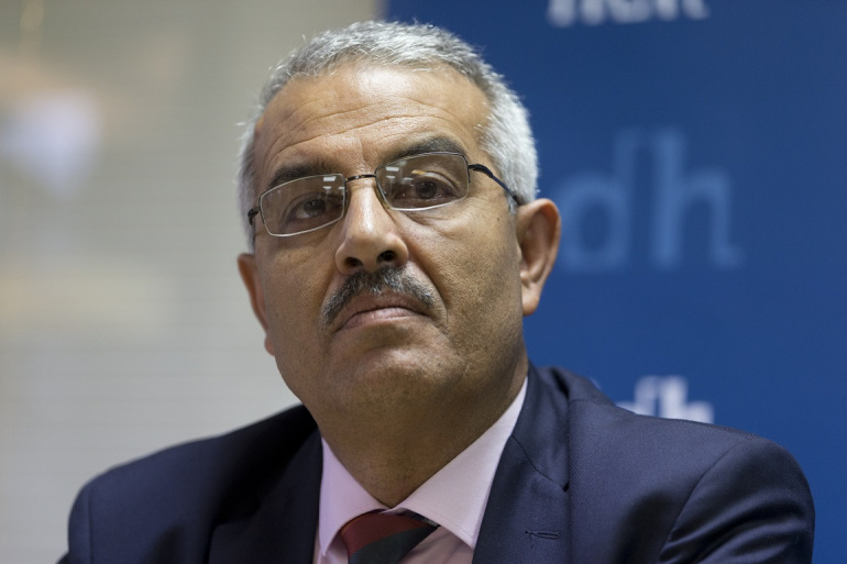 Cheffi: Le gouvernement prévoit le gel de salaires jusqu'à 2025 !