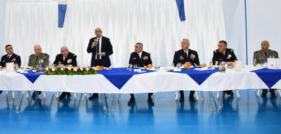  Le ministre de la Défense, en visite à la base navale principale de Kélibia