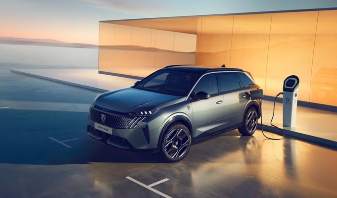 Mondial de l’Auto 2024: Les 5 premières mondiales dévoilées par Stellantis