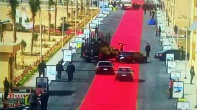 Un tapis rouge de 4 kilomètres déroulé en l’honneur du Rais égyptien Al-Sissi !