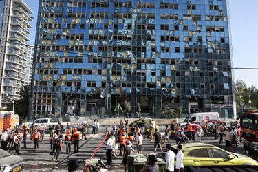 Des tirs de missiles iraniens touchent un hôpital israélien : au moins 32 blessés