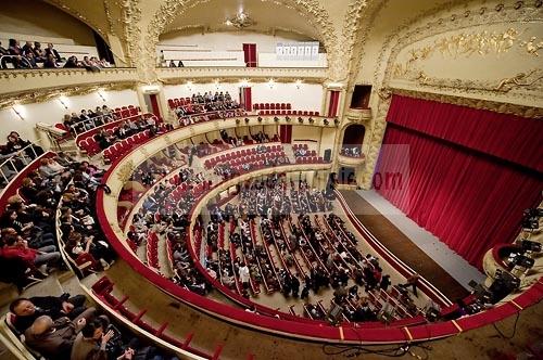 Le Théâtre municipal de Tunis: Pour que l’accès à la culture ne soit plus un handicap !