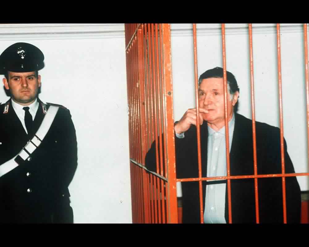 Mort de Toto Riina le parrain de la mafia sicilienne