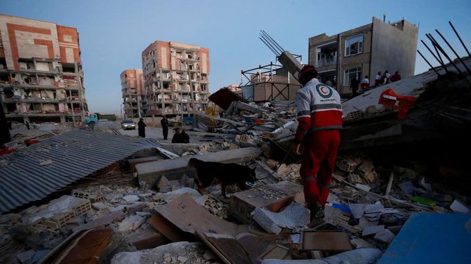 Plus de 200 morts dans un tremblement de terre en Irak