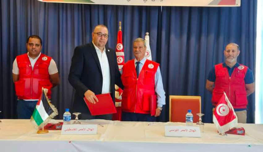 Signature d’un accord humanitaire entre le Croissant-Rouge tunisien et palestinien