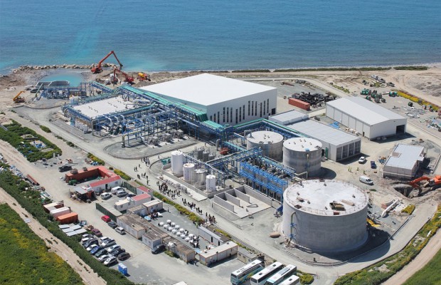 Algérie : cinq stations de dessalement d’eau de mer pour 2,4 milliards de dollars