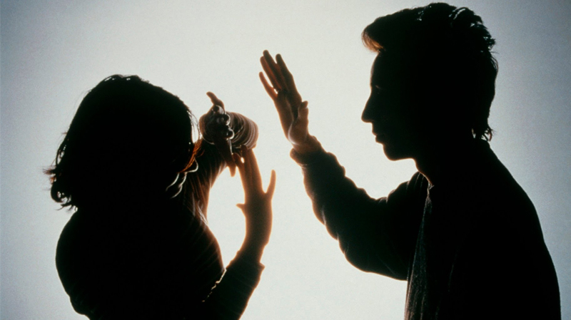 Violences contre les femmes : 900 plaintes en moins d’un mois