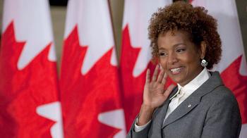 Michaëlle Jean à la recherche du soutien de la Tunisie