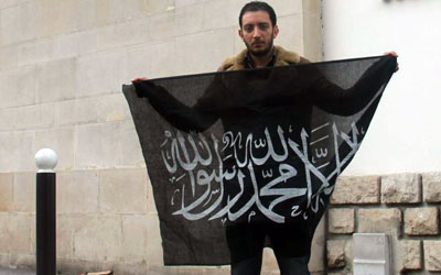 Yassine Ayari, « un sulfureux blogueur, proche de l’islamisme radical », selon JA