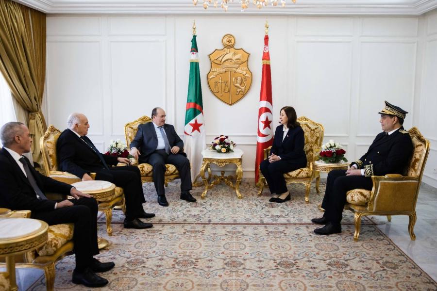 Le Premier ministre algérien en visite de deux jours en Tunisie