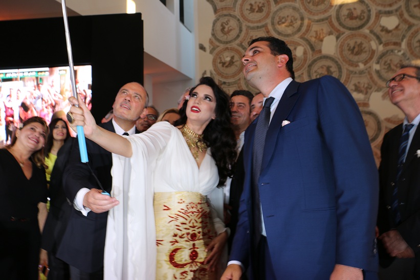 Dorra Zarrouk et Marouan Mabrouk en mode selfie