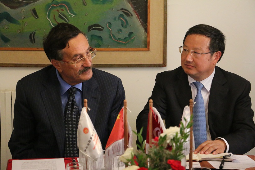 Taieb Zahar, président de la Ftdj et Hu Xiaohan Vice-président de l’Anjc