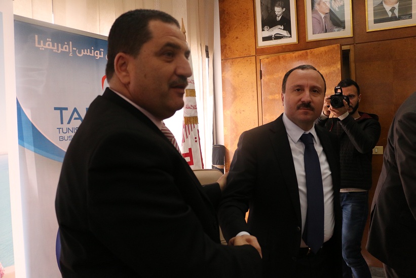 Le PDG de TUNISAIR Elyes Mnakbi et le président du TABC Bassem Loukil
