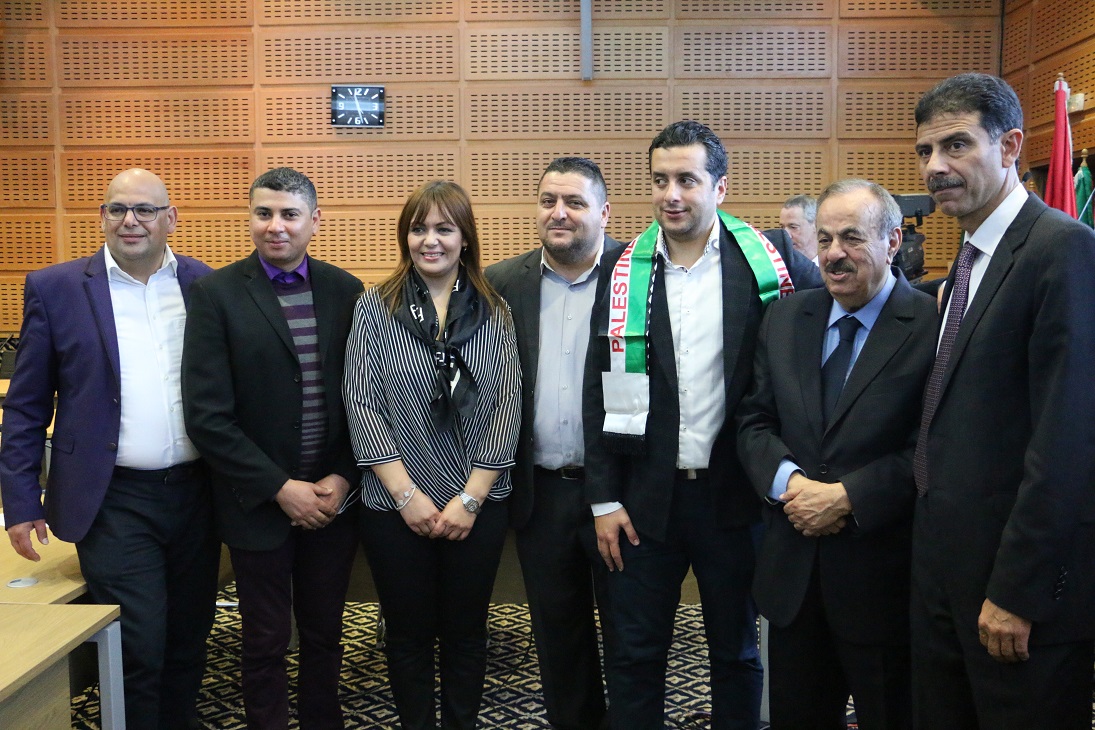 Jamil Abdelkader, président de l’UAPS avec les membres de l’association des journalistes sportifs Tunisiens