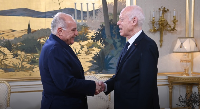 Tunisie: Kaïs Saïed reçoit le ministre algérien des Affaires étrangères