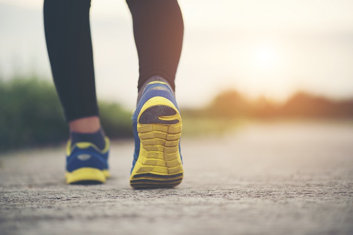 "La marche permettrait de prévenir plusieurs formes de cancer", selon une étude récente