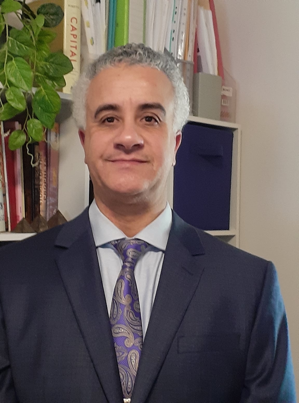 Les comptes en devises en Tunisie : un risque majeur pour la stabilité du dinar, selon l’expert Larbi Benbouhali