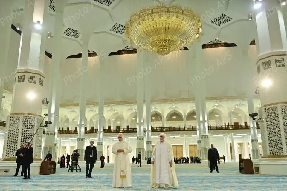 La "halte"  du Pape Léon XIV dans la Mosquée d’Alger 