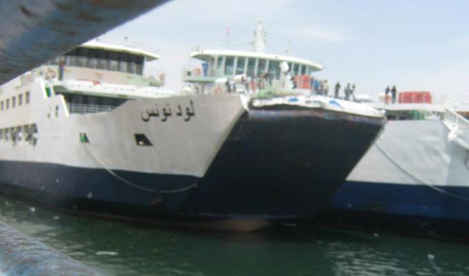En raison du brouillard, bac bloqué en mer : Cellule de crise à Sfax
