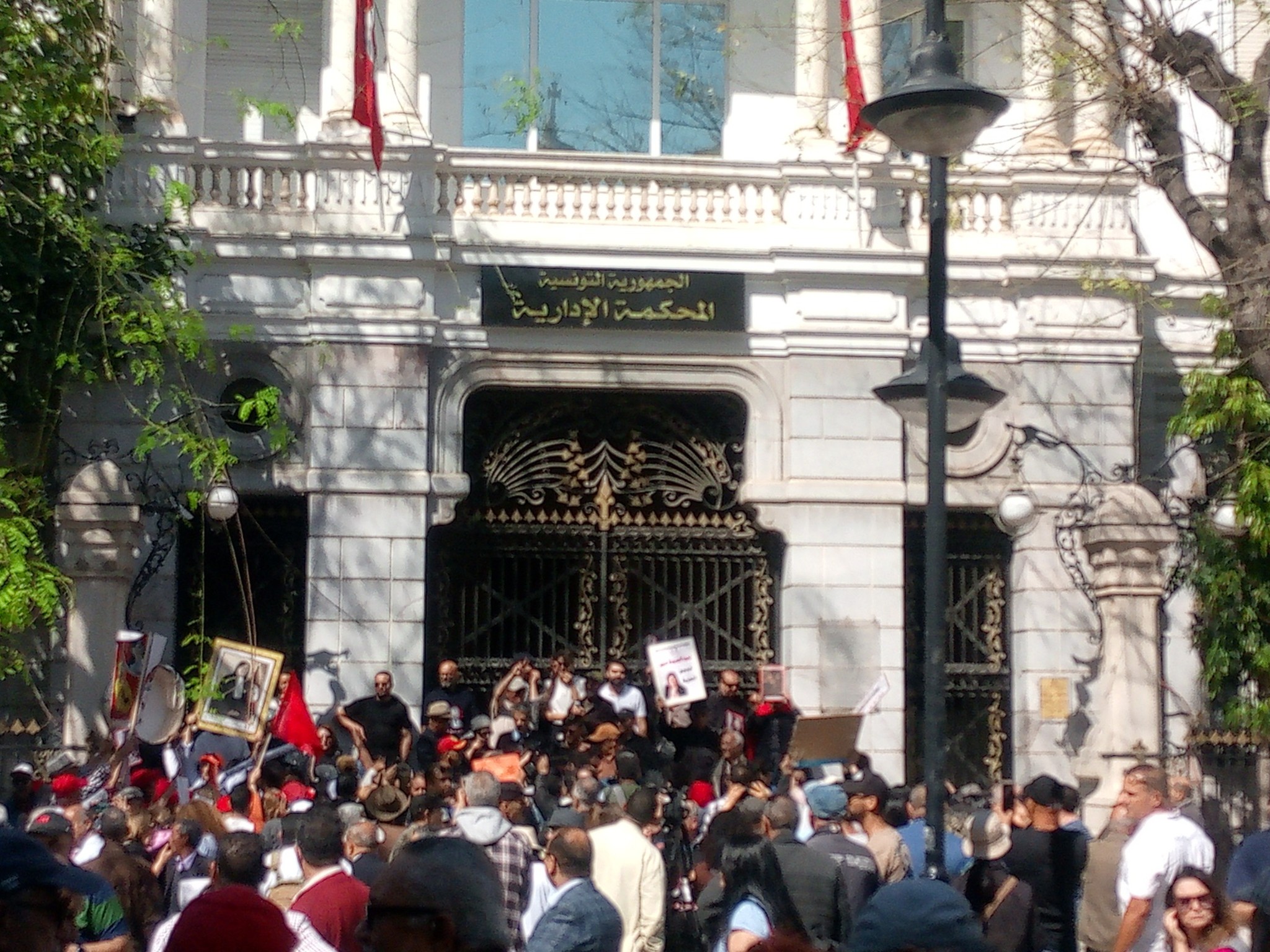 Tunisie: marche de soutien à Ahmed Souab