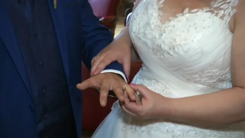 Suspectant un mariage de "papiers", la maire refuse de marier un Tunisien et une Française