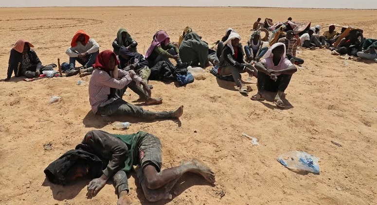 Tunisie: "il faut aider les réfugiés et migrants bloqués dans le désert"