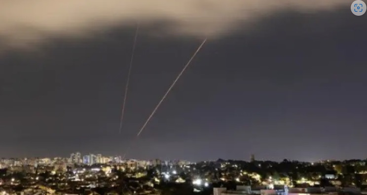 Israël lance une attaque contre l'Iran