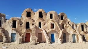 Médenine : évacuation immédiate du Palais touristique sur décision judiciaire