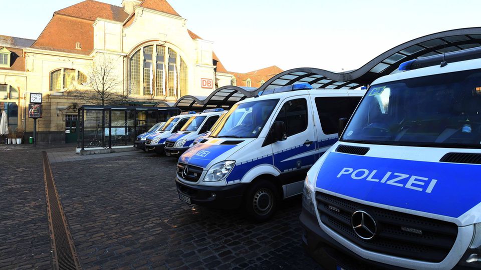 Allemagne : une voiture fonce dans la foule lors d’un carnaval, plusieurs blessés