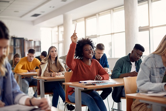 Québec : 2 300 étudiants étrangers ont demandé l’asile en quatre mois