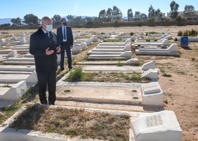 Kaïs Saied à Sidi Bouzid pour rendre hommage aux martyrs de la révolution
