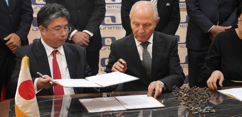 Le Japon choisit Unimed, unique laboratoire pharmaceutique africain pour la fabrication de tests de diagnostic rapide du Covid-19 et d’autres maladies