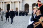 Youssef Chahed en visite à Paris: Cérémonie d honneur militaire aux invalides (photos) 
