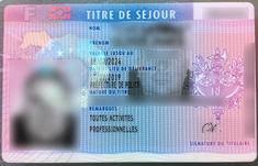 Titres de séjour en France : durcissement des règles, inquiétudes chez les migrants tunisiens