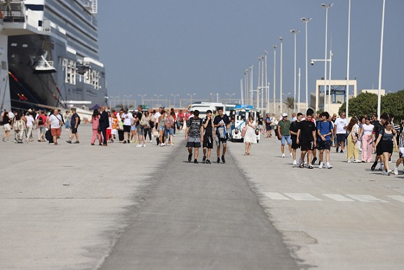 Tunisie : 9500 croisiéristes débarquent au port de la Goulette