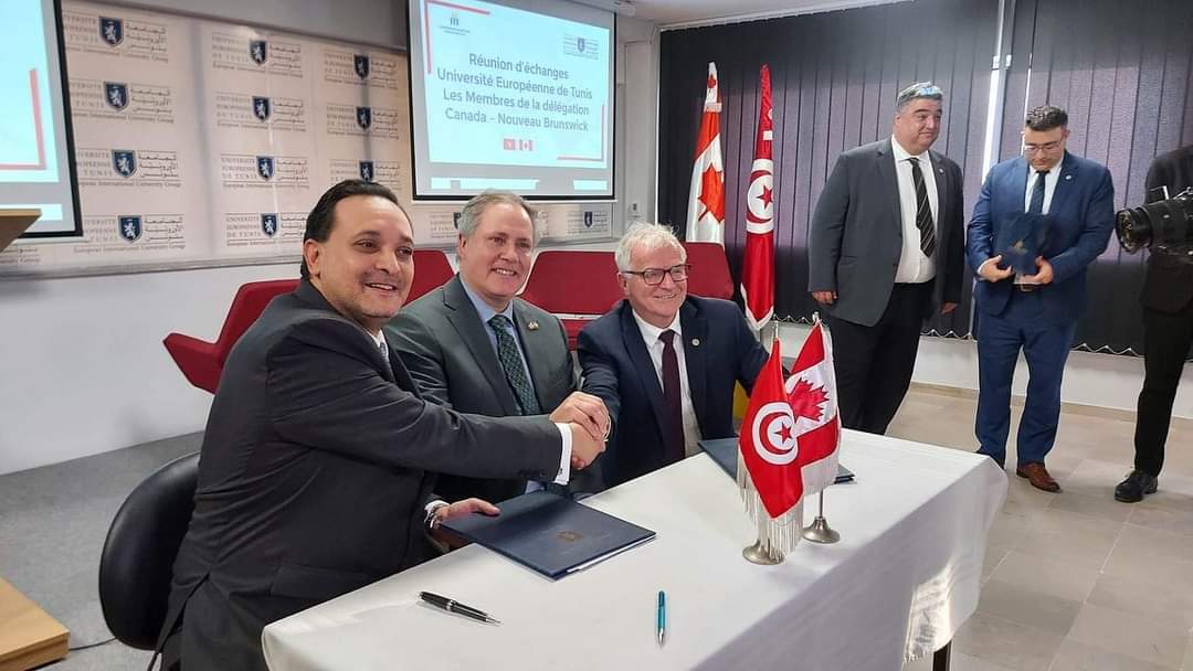 Partenariat entre l’Université Européenne et celle de Moncton en présence du représentant du Premier Ministre Canadien et du ministre de la Francophonie.