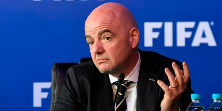 Mondial 2026: Infantino justifie l’envolée des prix des billets