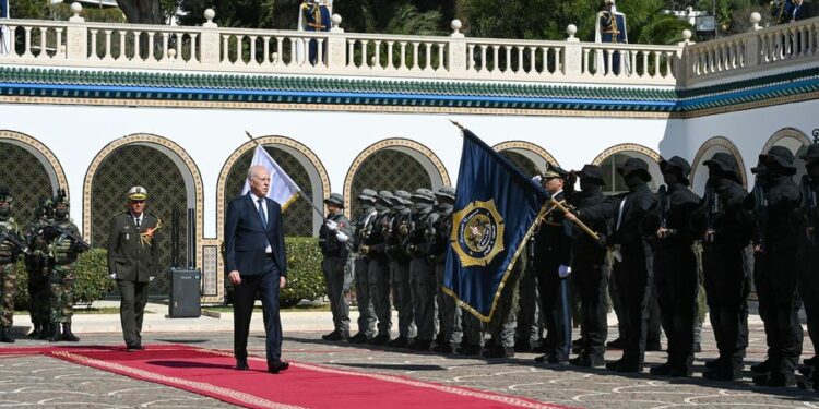 Le chef de l&rsquo;Etat préside la cérémonie du 70e anniversaire des forces de sécurité intérieure