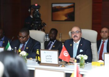 Tunisie-Libye : Dbeibah s’entretient avec le ministre des Affaires étrangères Nafti