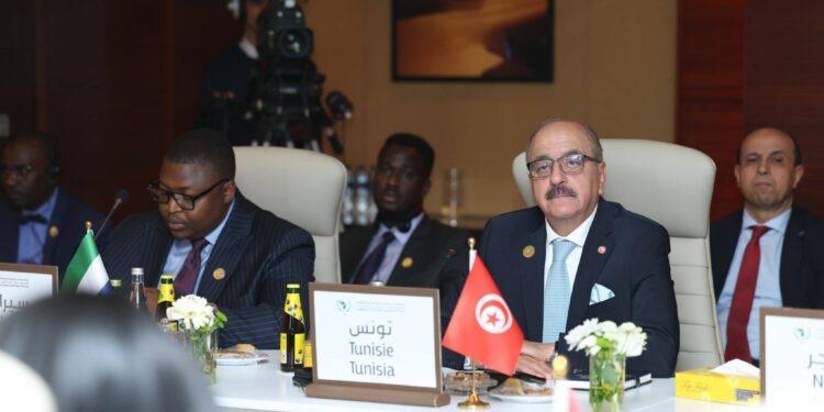 Tunisie-Libye : Dbeibah s’entretient avec le ministre des Affaires étrangères Nafti