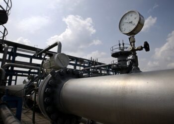 Le baril en quête de pétroliers, notre gaz préfère le pipeline