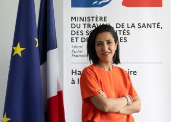 Tunis accueille la Haute-commissaire française à l’Enfance pour renforcer la protection des mineurs face au numérique