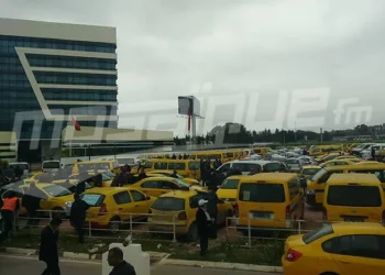 Tunisie: Suspension de la grève dans le transport public non régulier